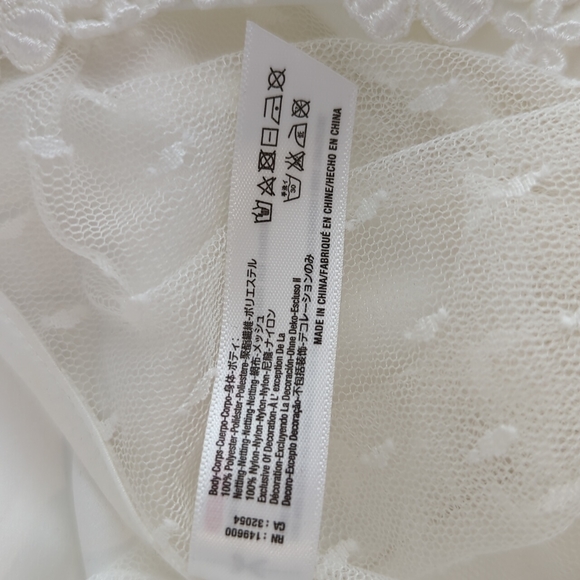 Flora Nikrooz White Robe - Picture 9 of 9